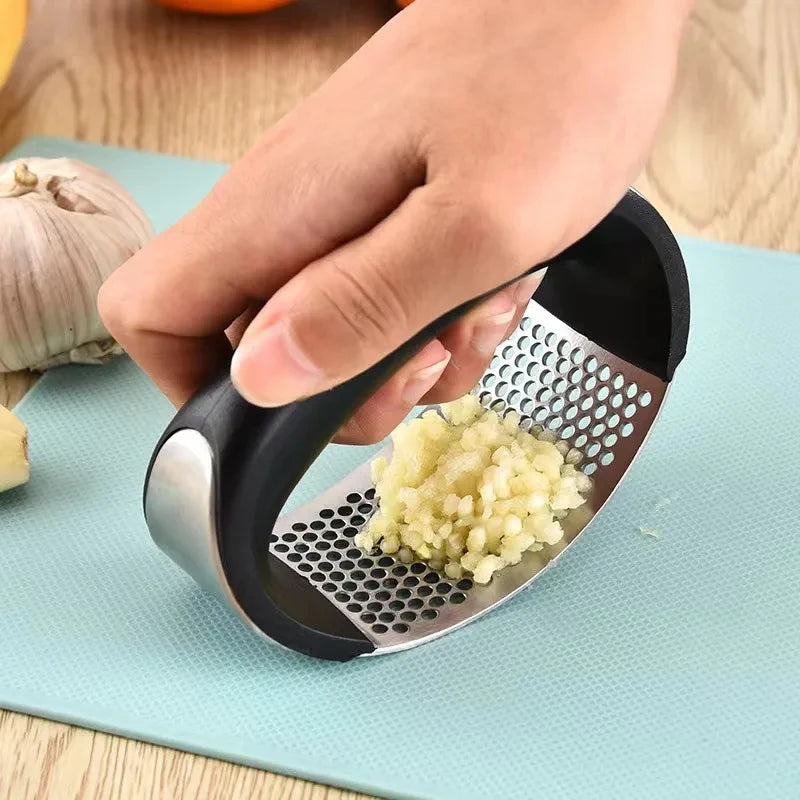 Stainless Steel Garlic Press Crusher Manual Garlic Mincer Chopping Garlic Tool Fruit Vegetable Tools Kitchen Accessories Gadget